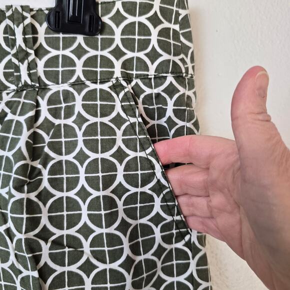 Fossil Shorts Women's 10 Green White Geometric Pattern Summer Beach Coastal - Picture 3 of 9